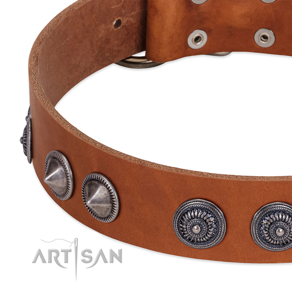 Inimitable leather dog collar with corrosion proof D-ring