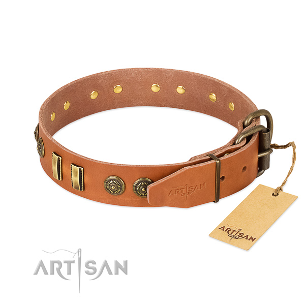 Strong hardware on natural leather dog collar for your pet