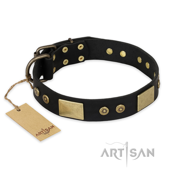 Inimitable full grain genuine leather dog collar for easy wearing
